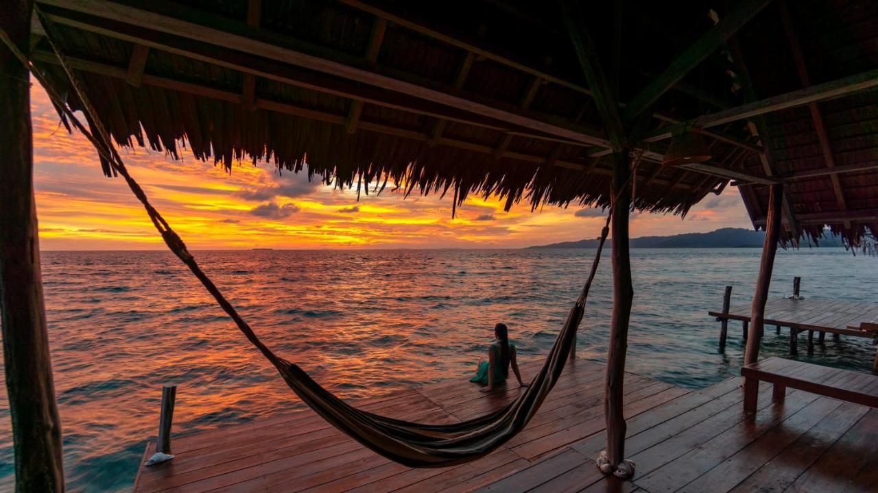 Methos Homestay - Raja Ampat Yennanas Besir 외부 사진