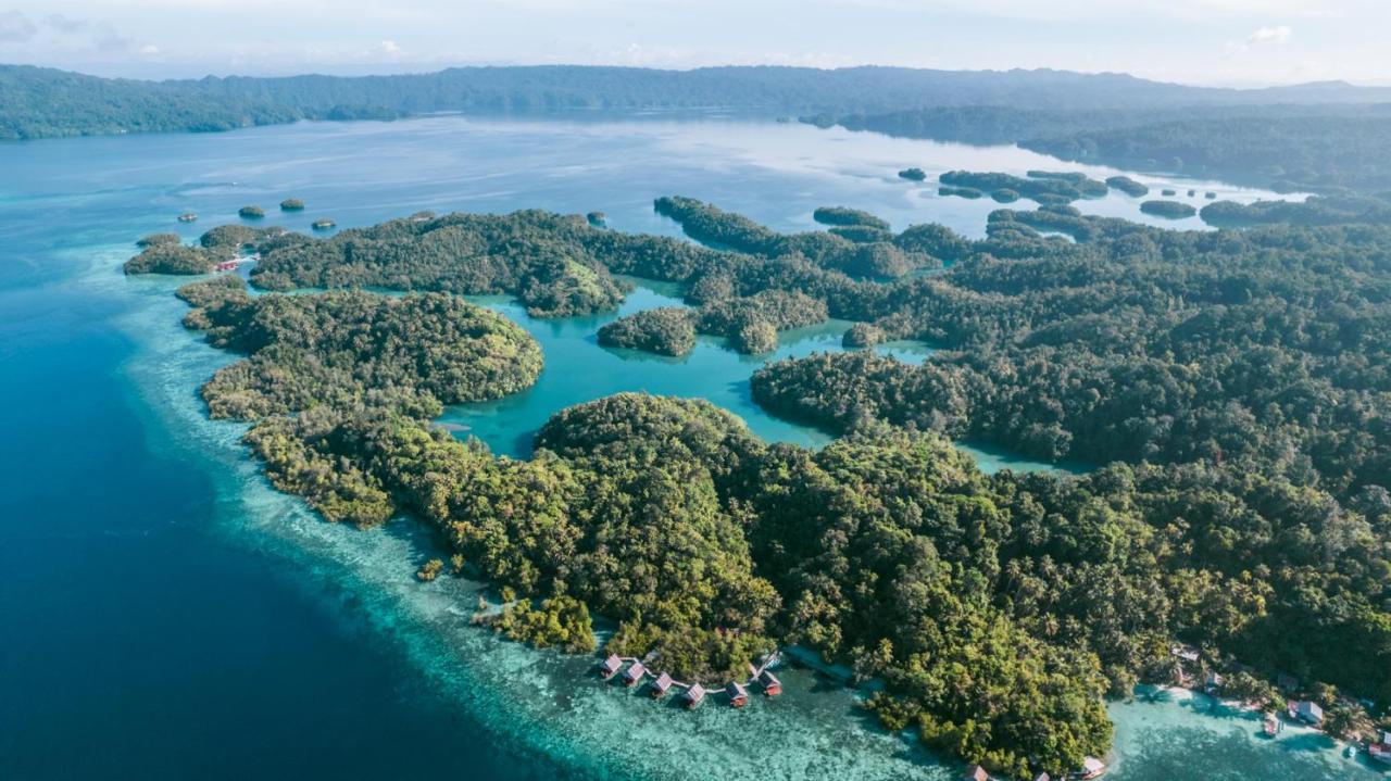 Methos Homestay - Raja Ampat Yennanas Besir 외부 사진