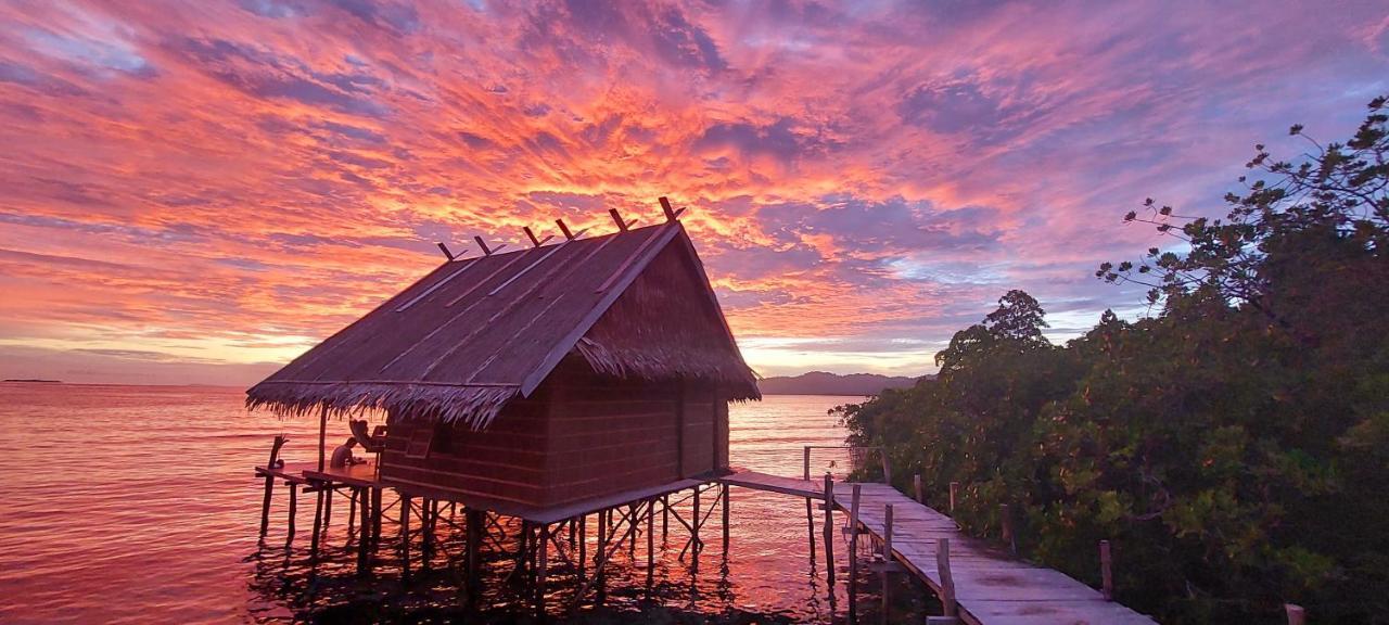 Methos Homestay - Raja Ampat Yennanas Besir 외부 사진